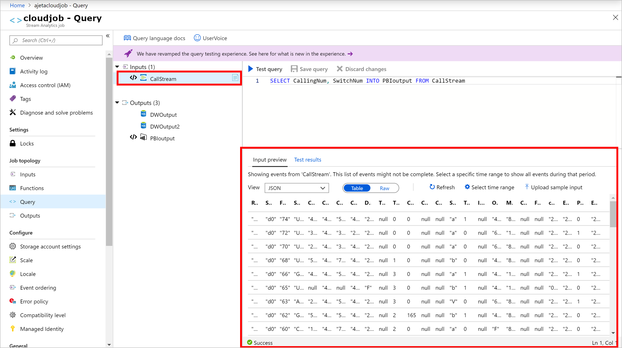 Schermata dei dati di input di esempio di Analisi di flusso di Azure visualizzati in formato tabellare.
