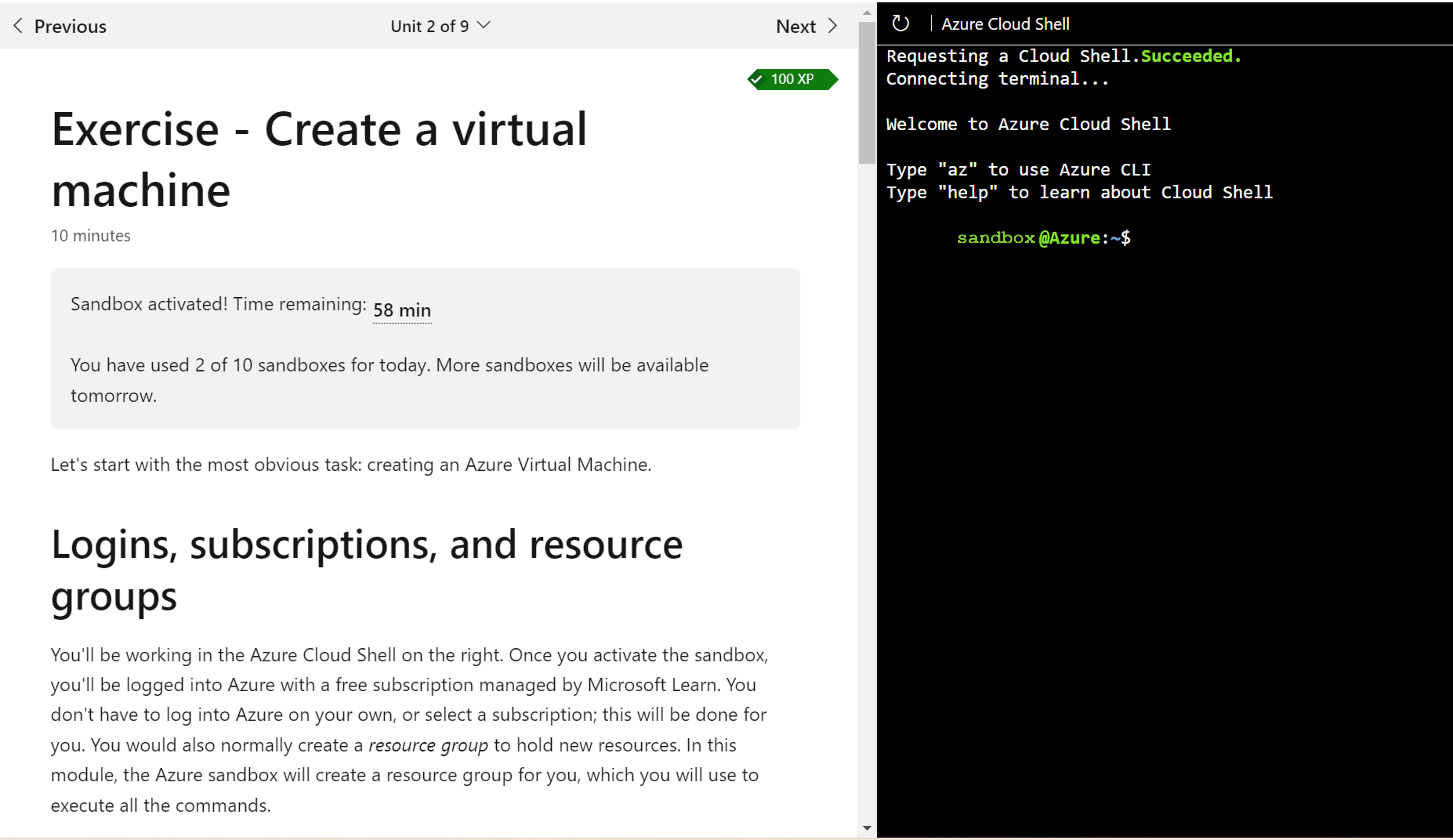 Screenshot di un'unità Microsoft Learn con testo del contenuto di training e sandbox affiancati