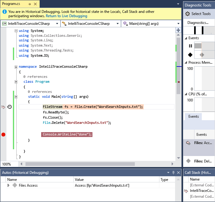 Screenshot della finestra di Visual Studio Code. L'esecuzione viene arrestata in corrispondenza di un punto di interruzione, viene selezionato un evento e la riga di codice corrispondente è evidenziata.